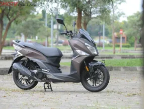 SYM Jet 14 Pesaing NMAX  PCX yang Bisa Bawa Galon Ini Fitur Lengkapnya 