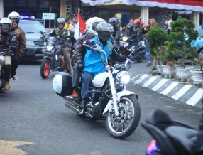 Touring Danau Toba dengan SM Sport  V16